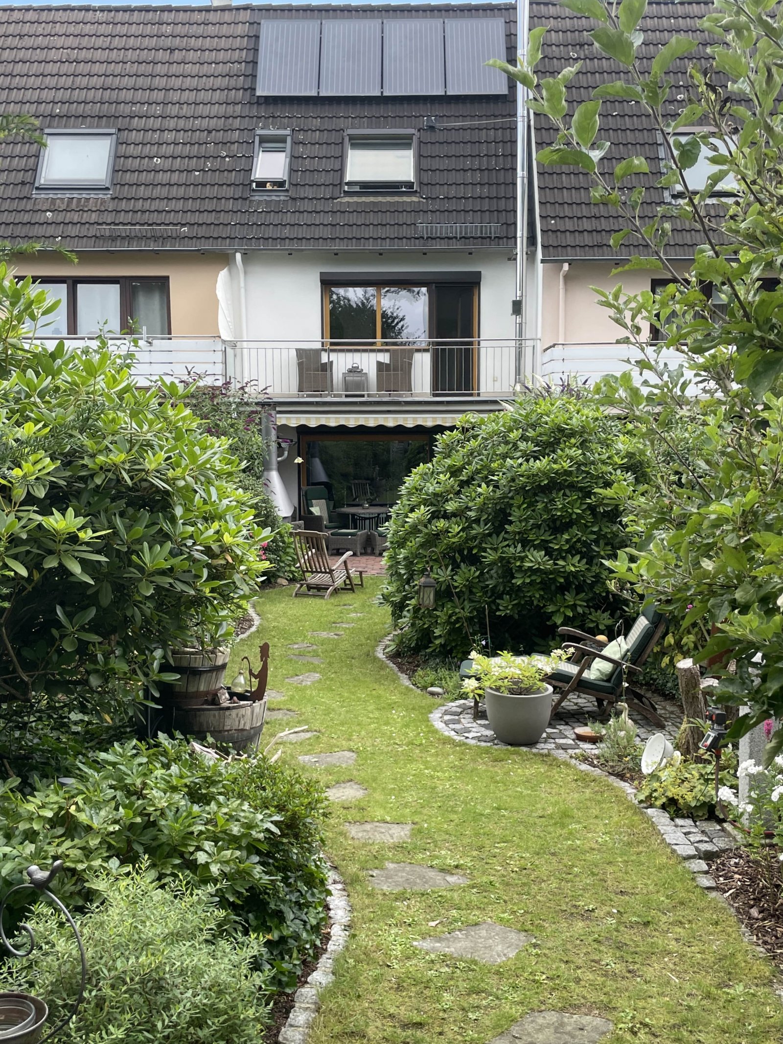 Hausansicht/Garten