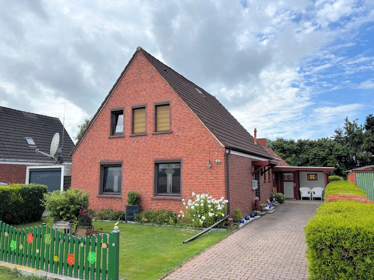 hübsches Häuschen mitten auf dem Land