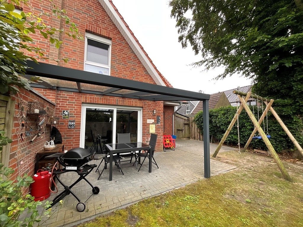 überdachte Terrasse