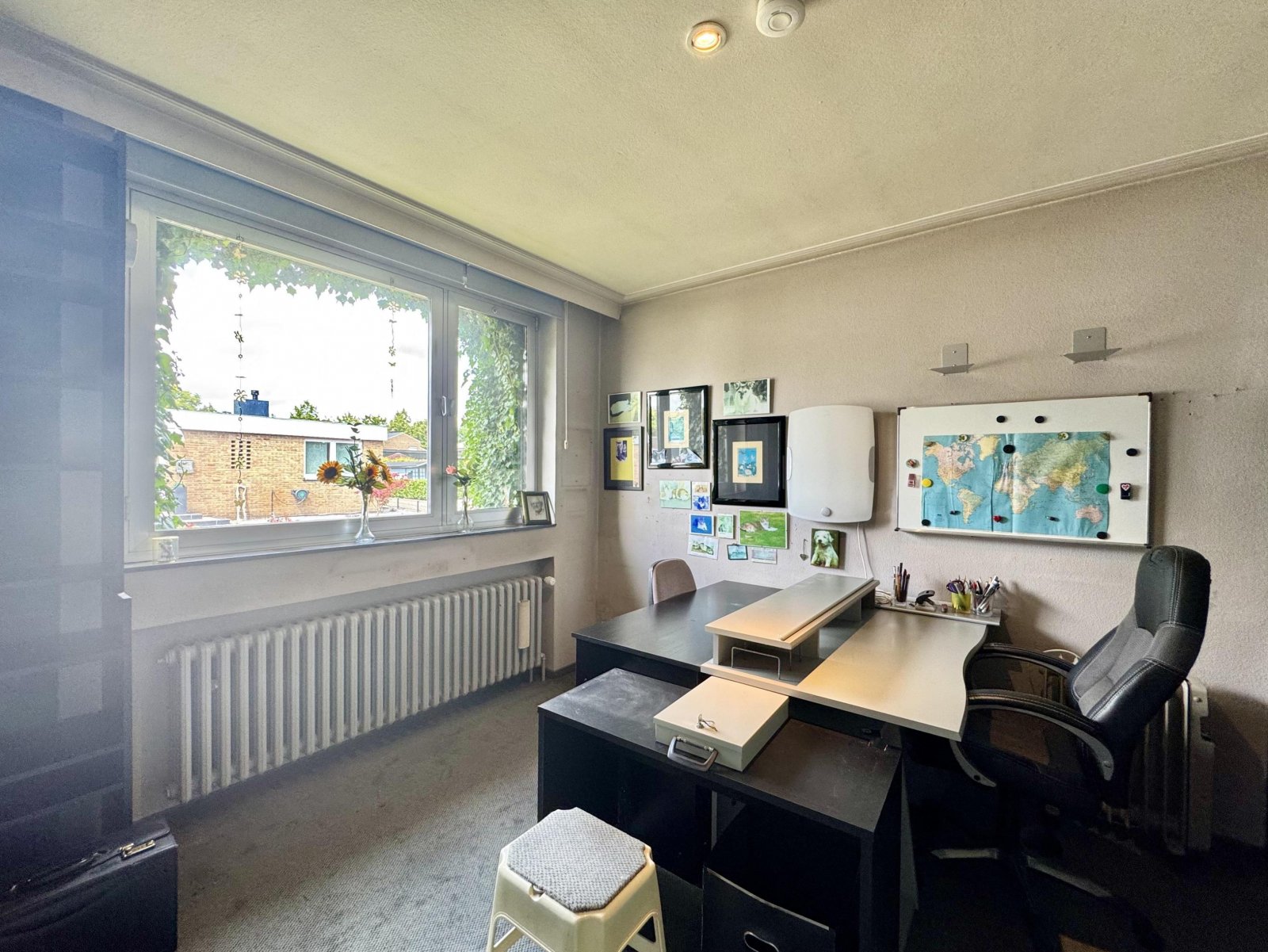Schlafzimmer 1