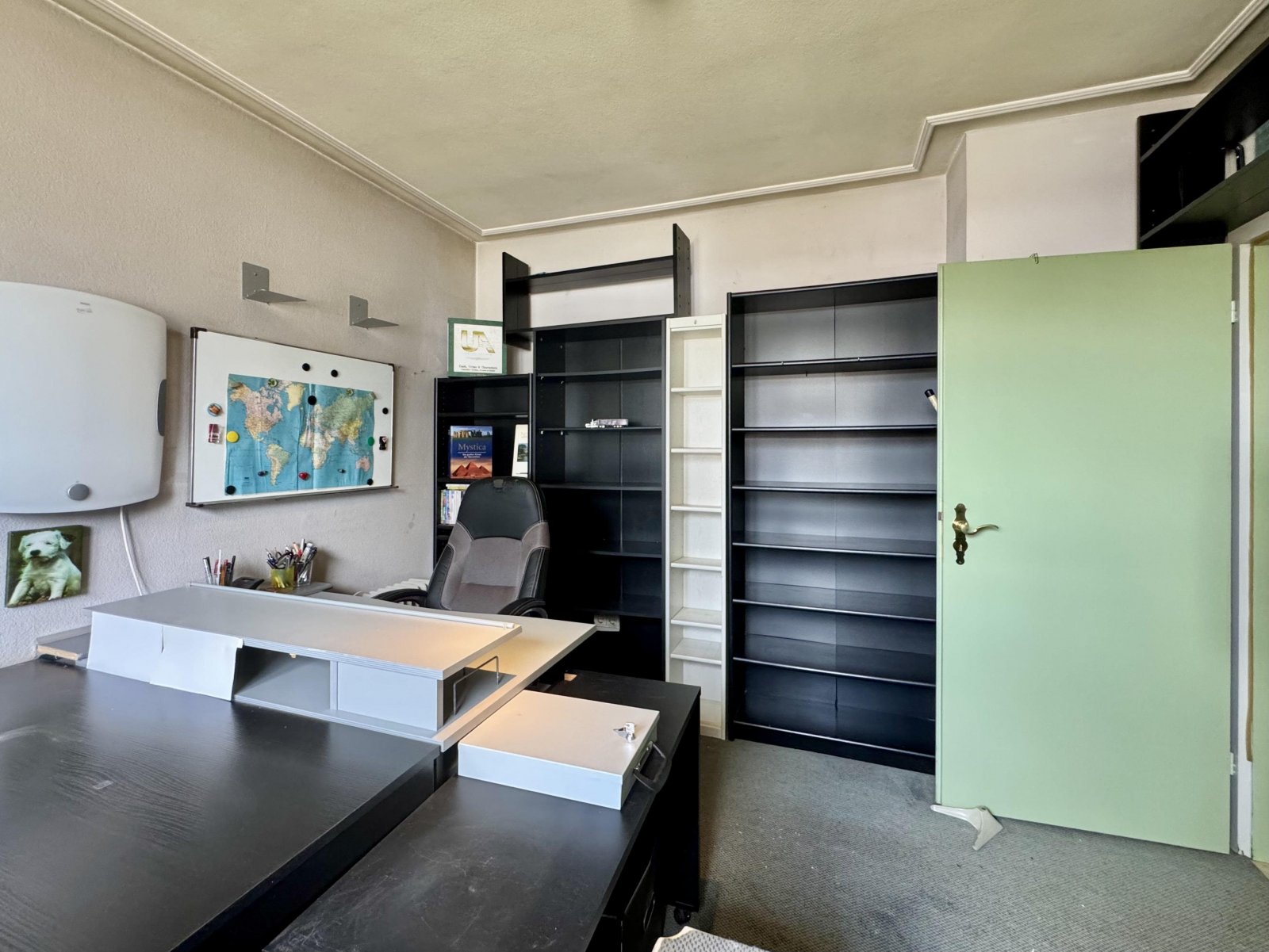 Schlafzimmer 1