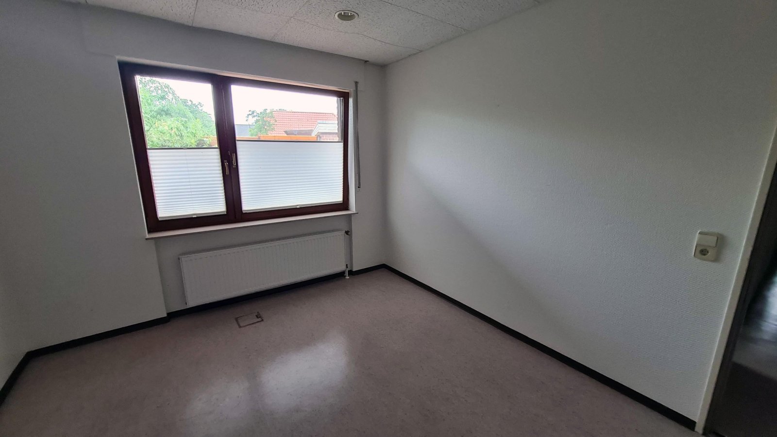 Behandlungszimmer / Büro