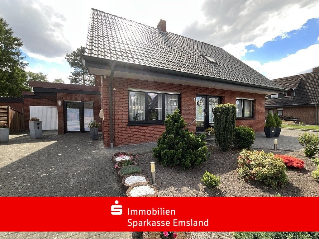 Straßenansicht