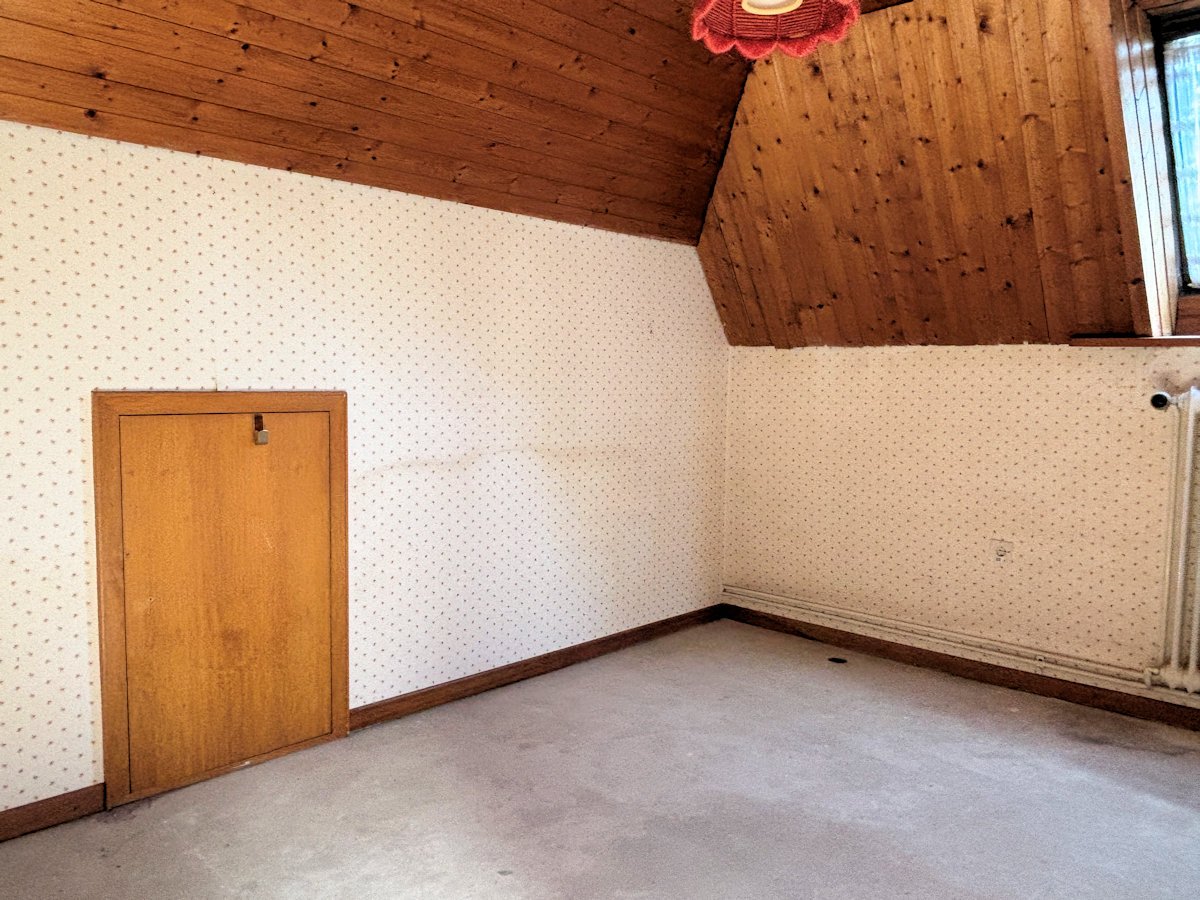 großes Schlafzimmer Dachgeschoss