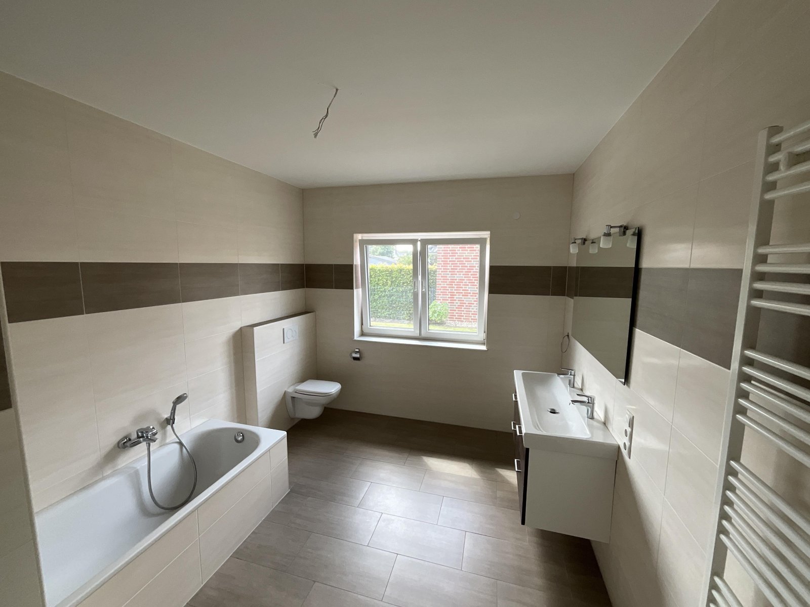 Badezimmer im Erdgeschoss