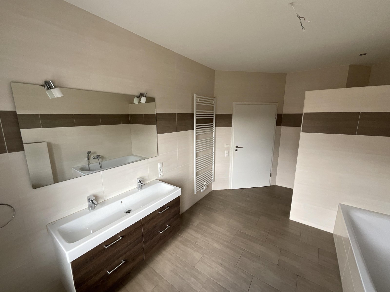 Badezimmer im Erdgeschoss