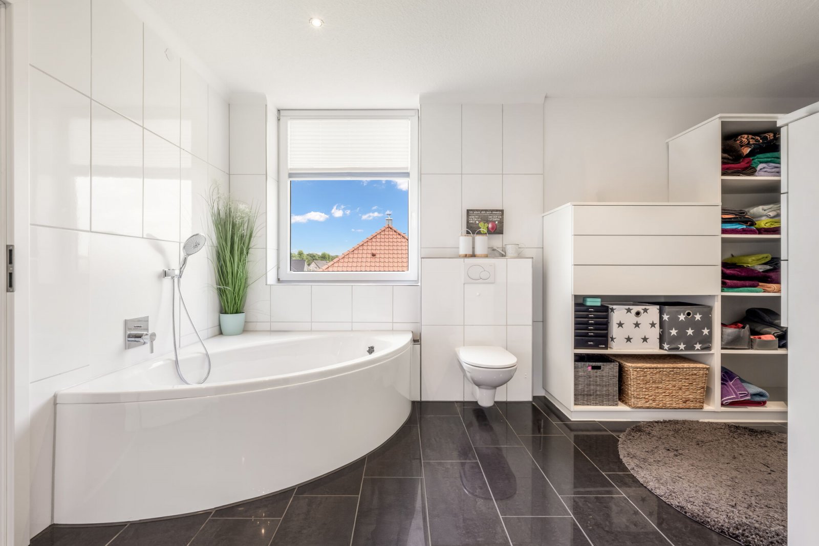 Bad en Suite / Tageslichtbad 1