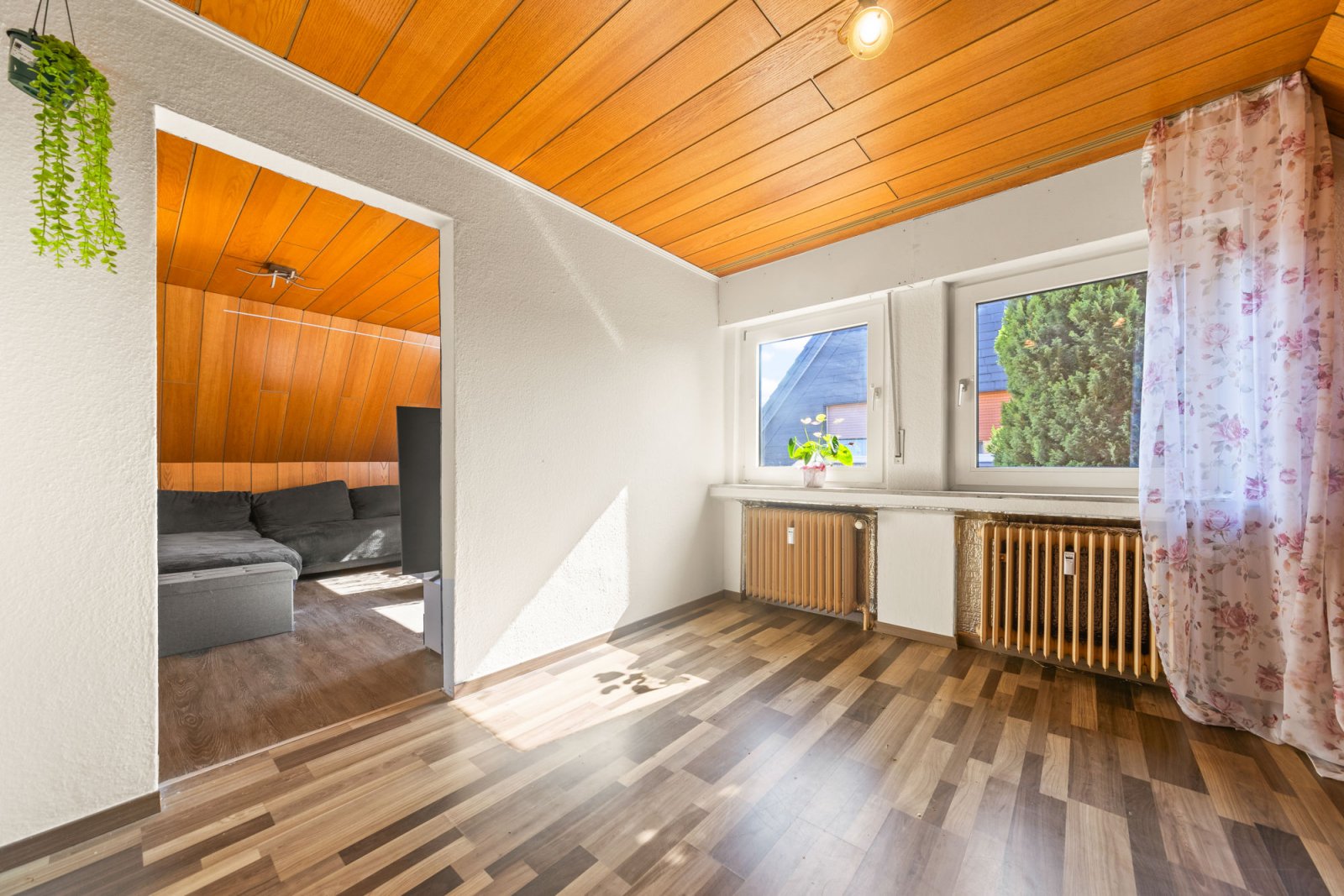 Wohn- / Esszimmer Dachgeschosswohnung