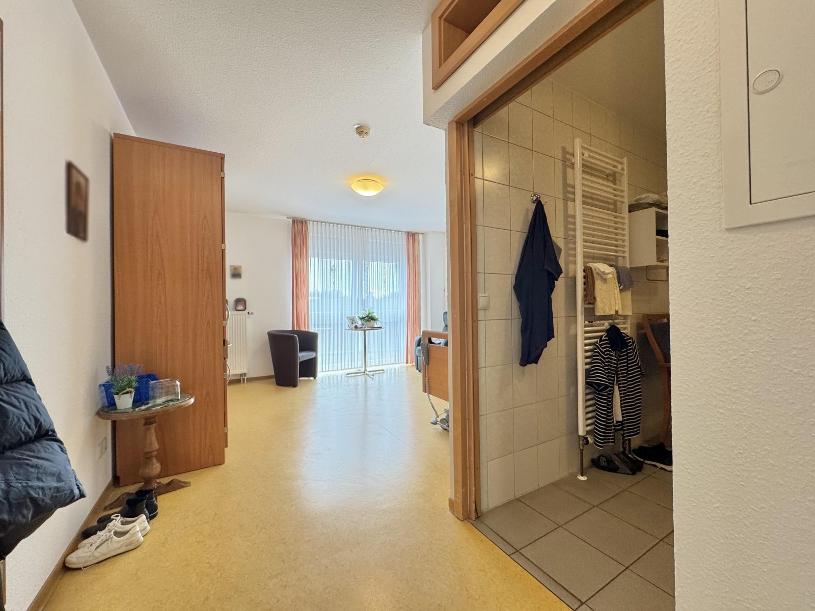 Appartement mit eigenem Bad - Beispielfoto