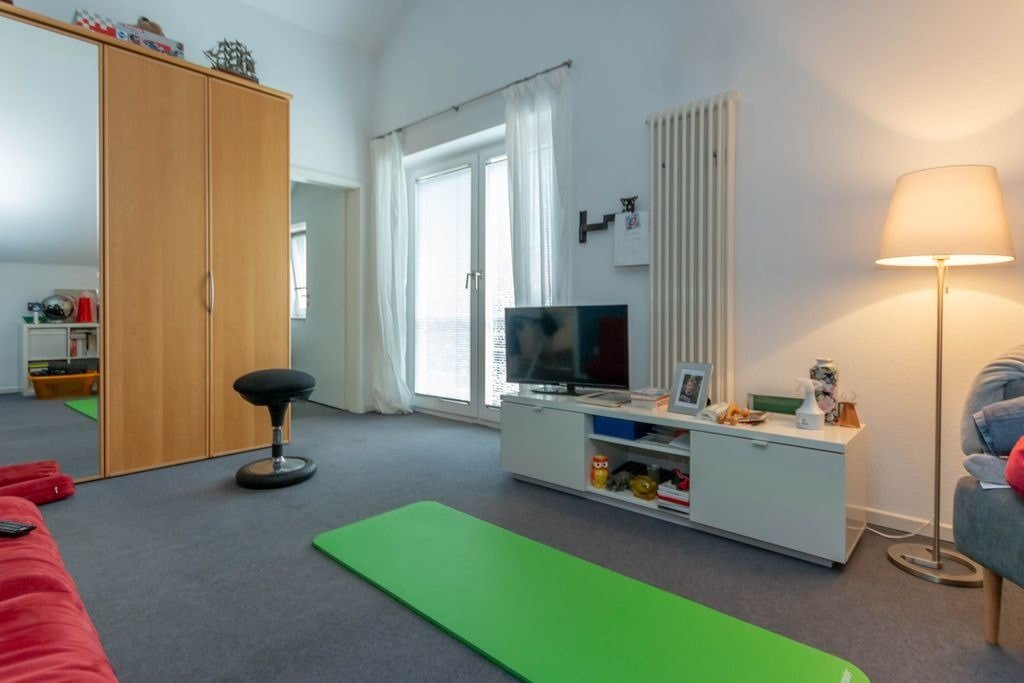 Schlafzimmer nebst Bad