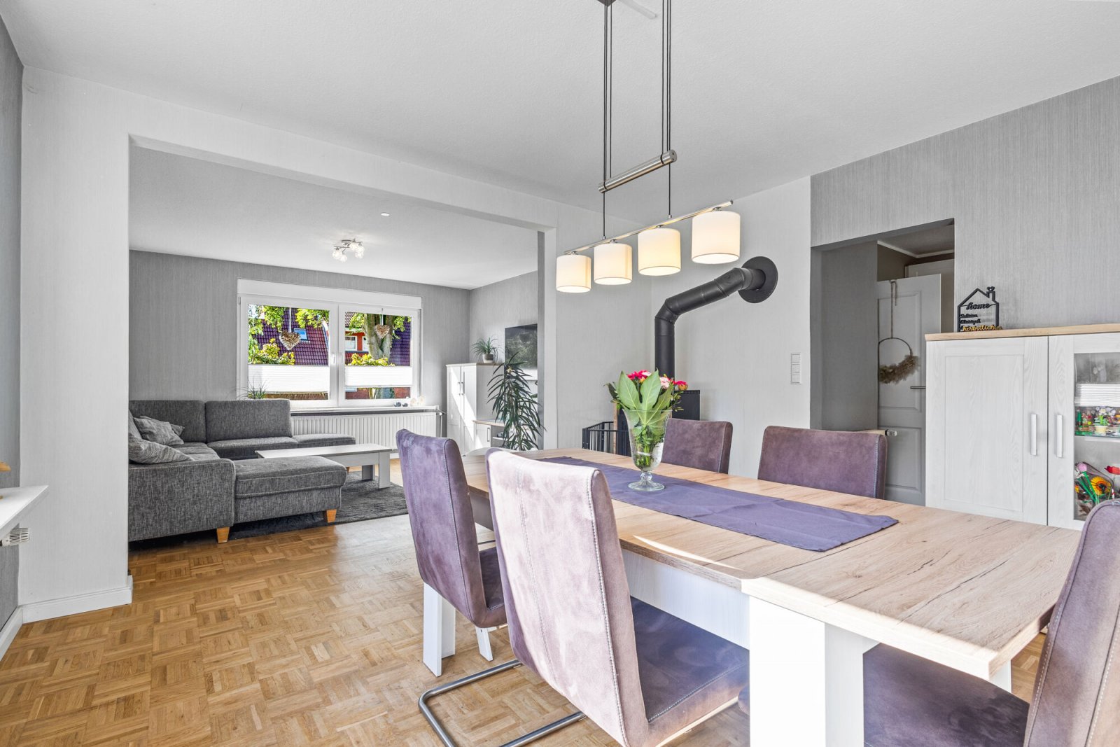 Wohn- und Esszimmer