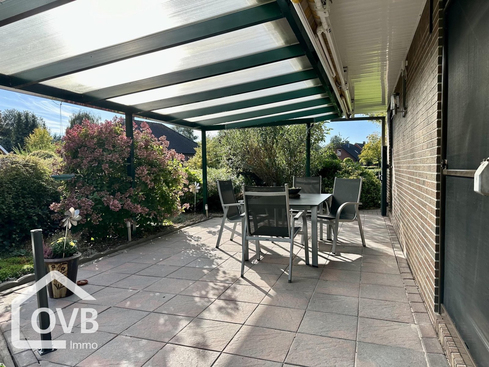 Terrasse, überdacht