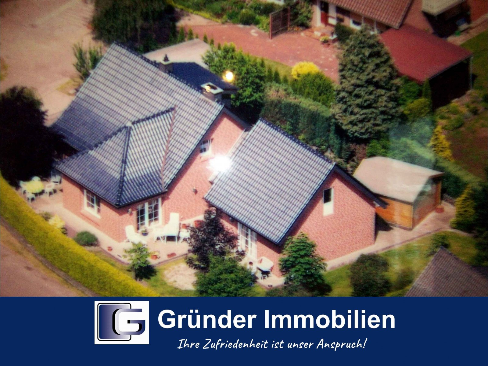 Wohnhaus in schöner Lage