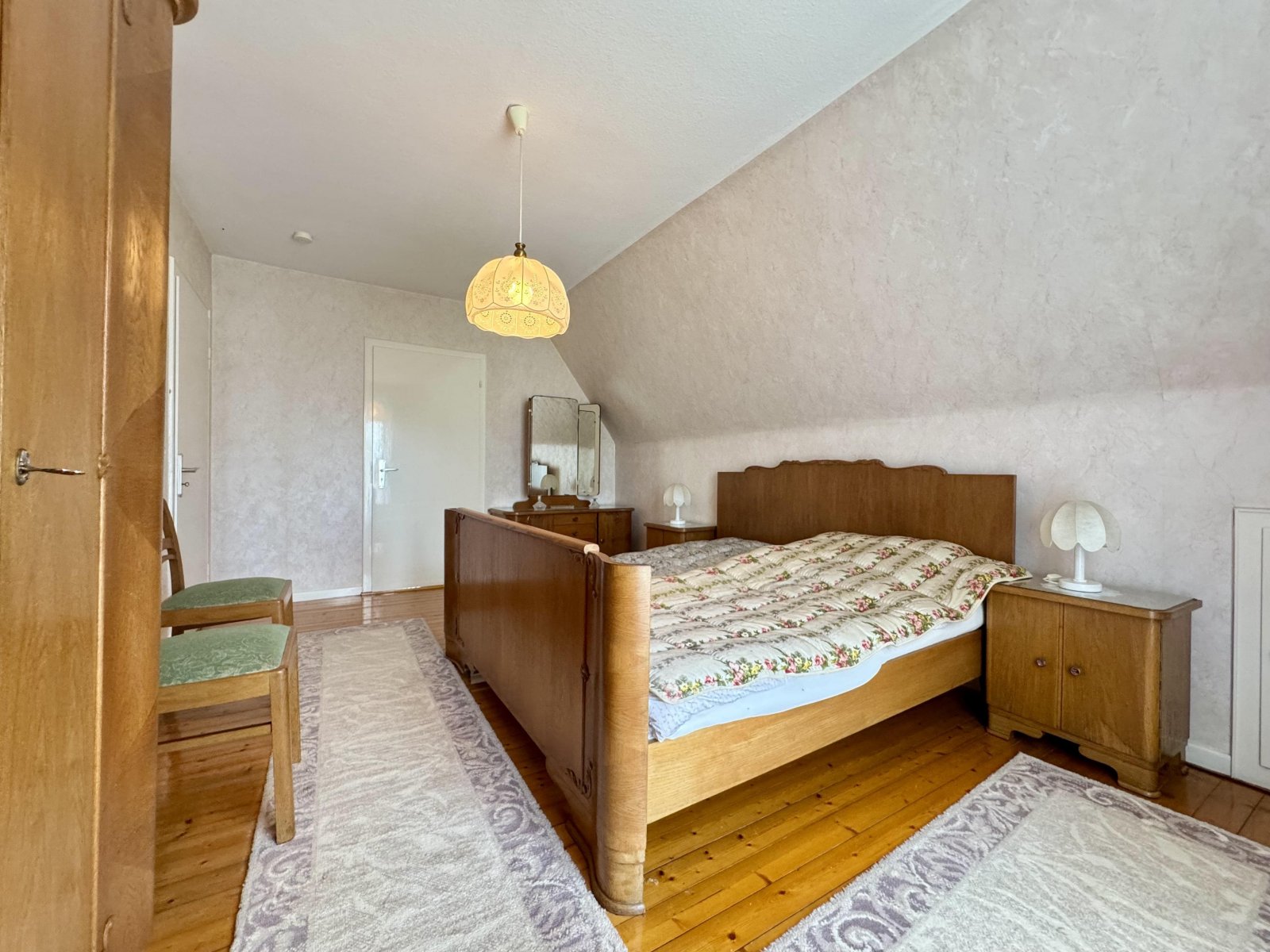 Schlafzimmer 2