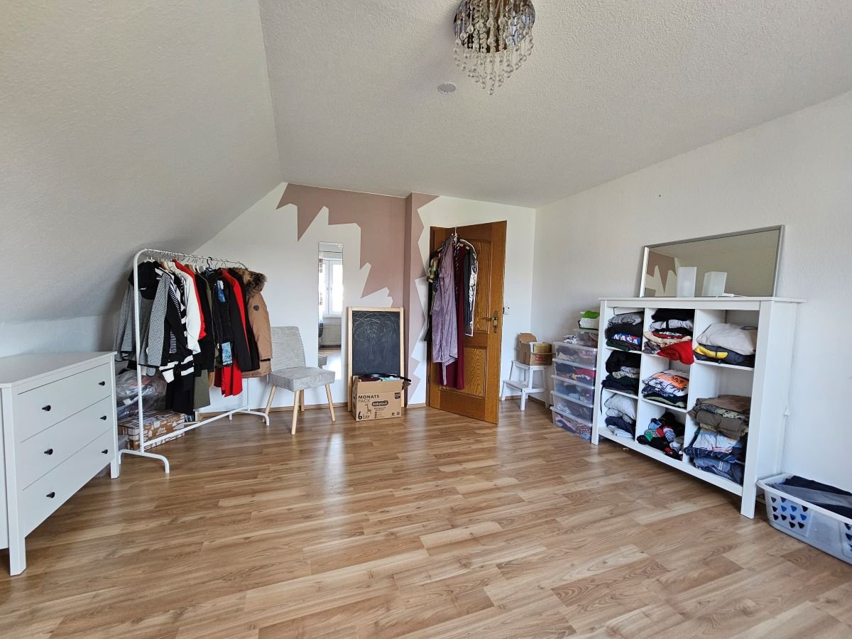 Kinderzimmer / Ankleide