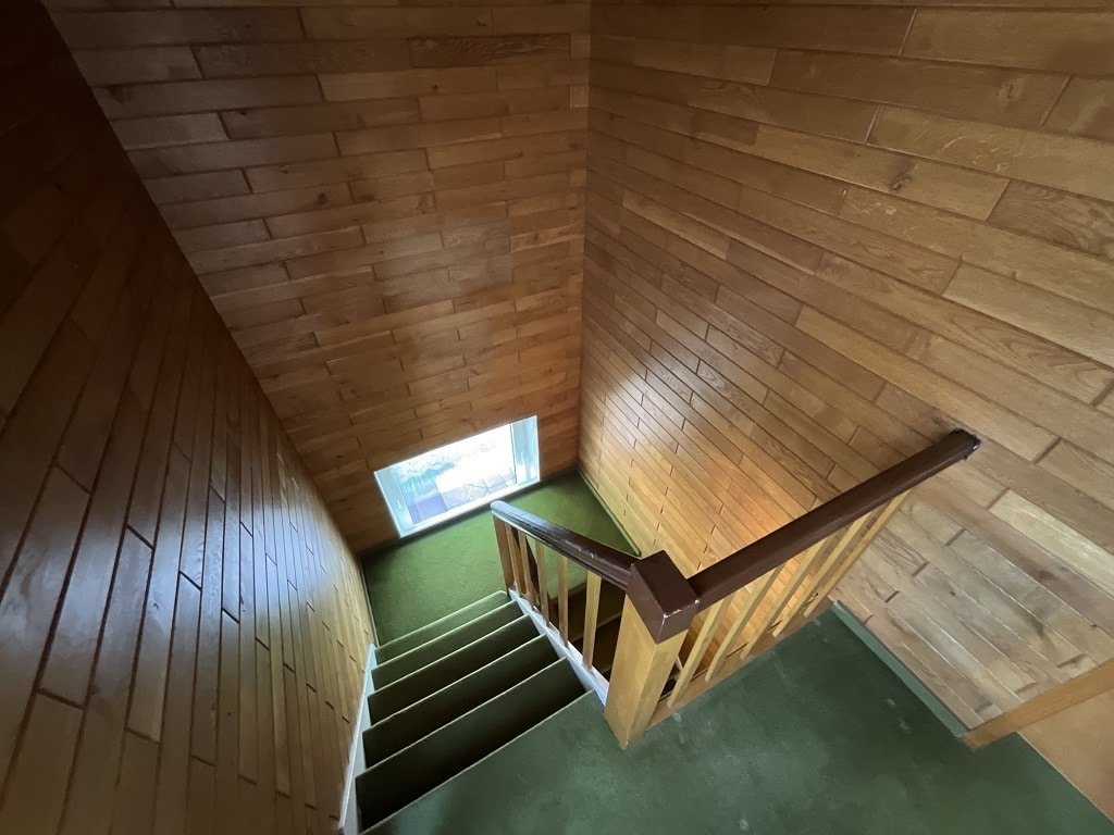 Treppe zum Dachgeschoss