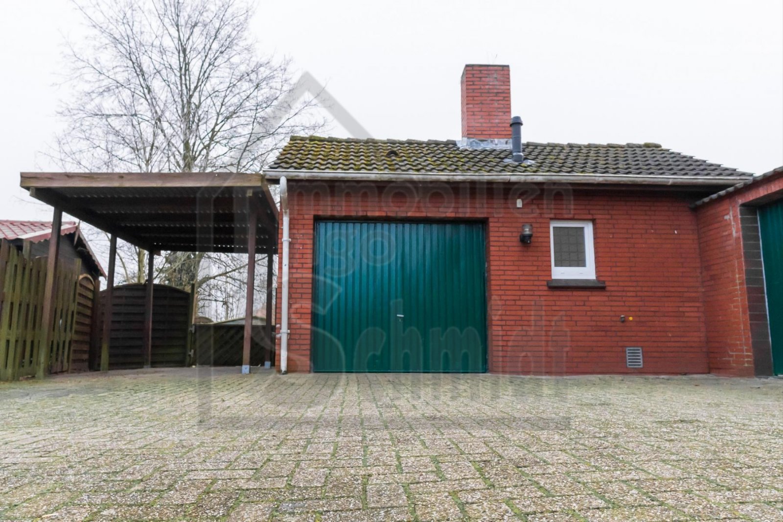 Garage + Carport Garage + Carport