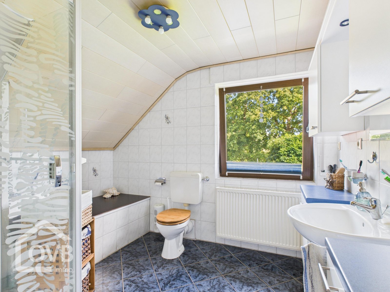 DG Badezimmer DG Badezimmer