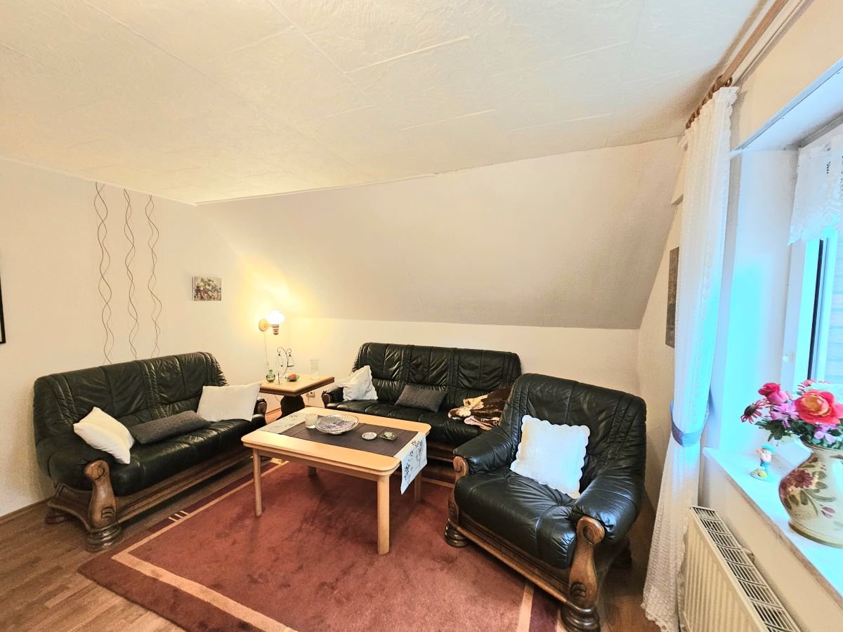 gr. Wohnraum im OG gr. Wohnraum im OG