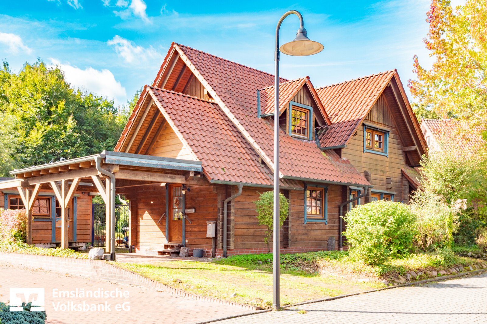 Straßenansicht Straßenansicht