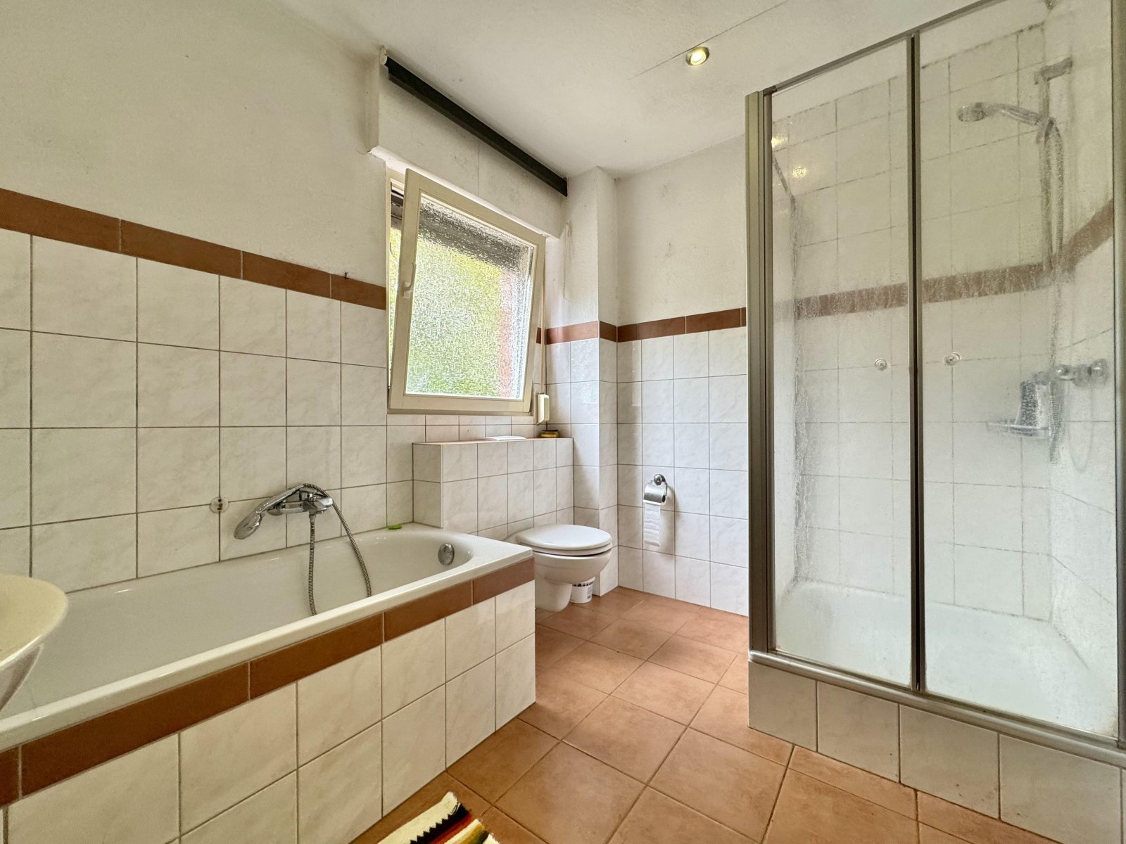 Bad Erdgeschoss Bad Erdgeschoss