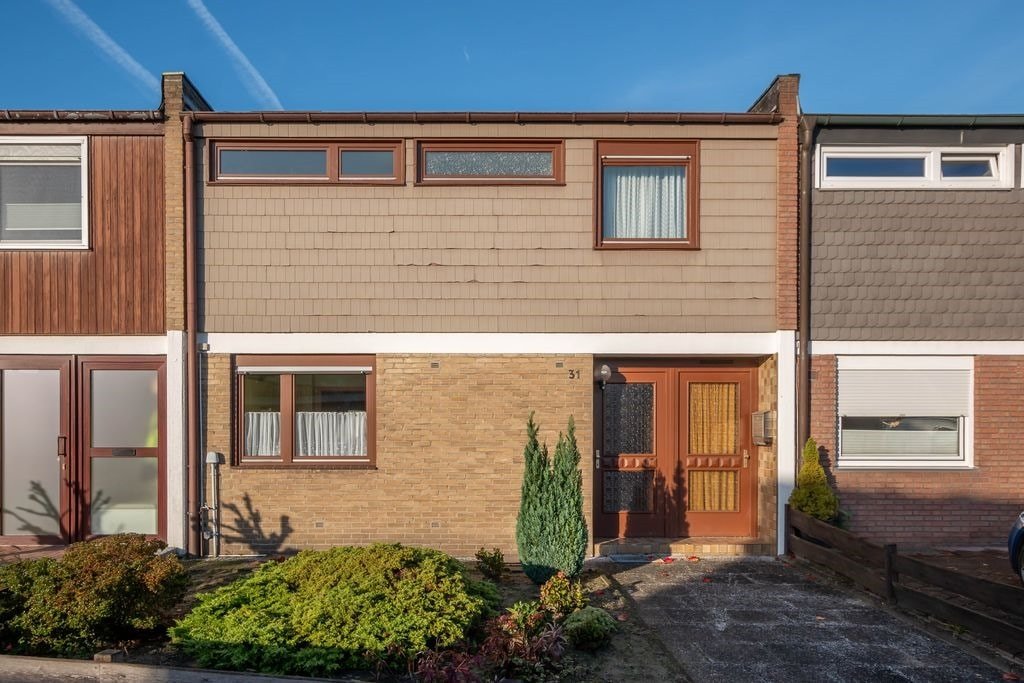 Nordhorn: Charmantes Reihenhaus mit Potential  Nordhorn: Charmantes Reihenhaus mit Potential