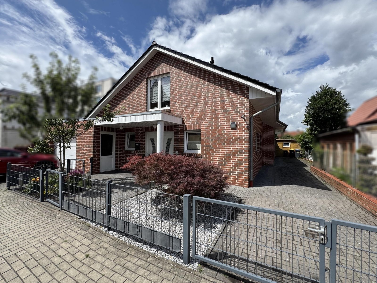 Außenansicht vorne Außenansicht vorne