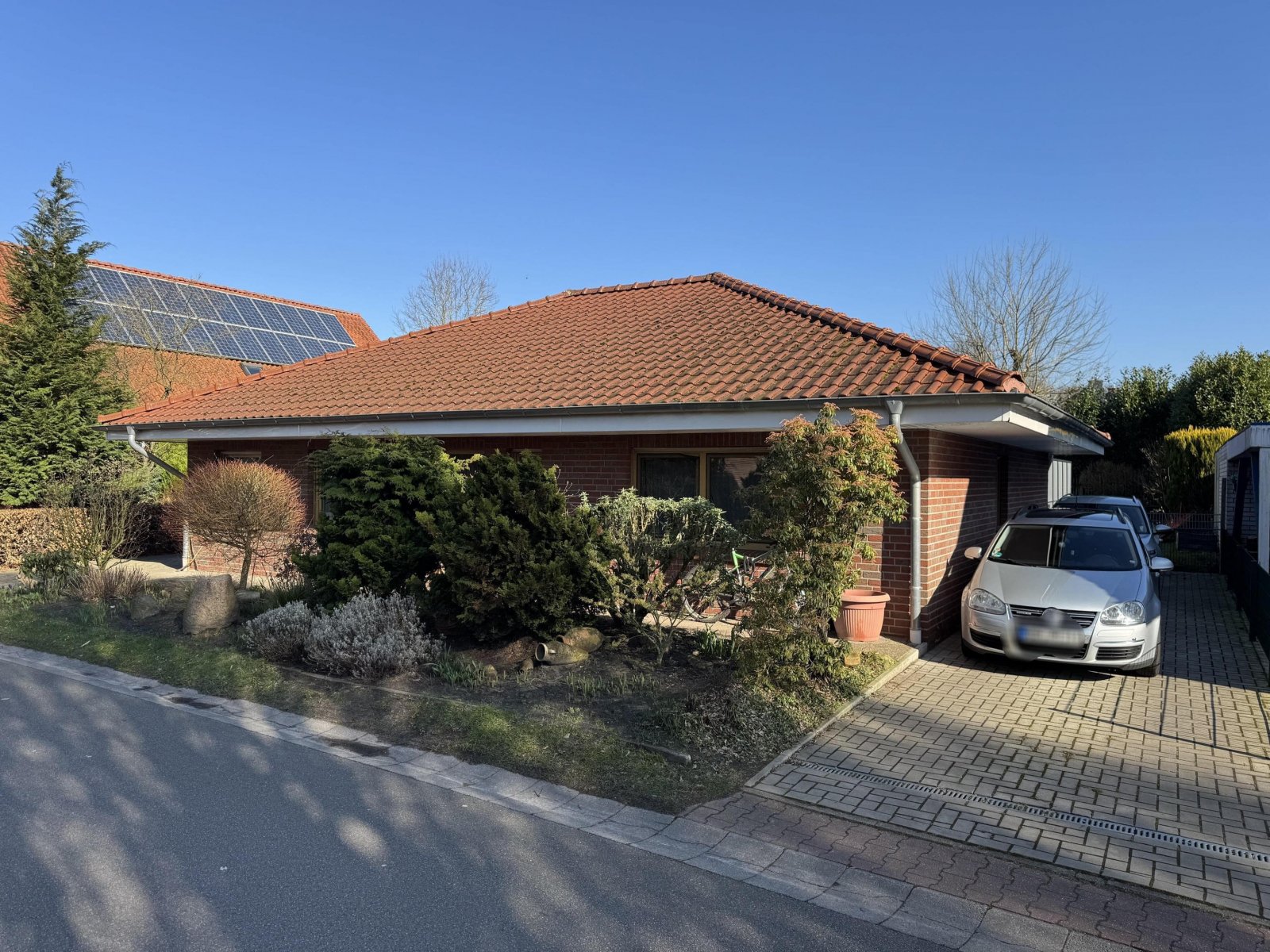 Vorderansicht Vorderansicht