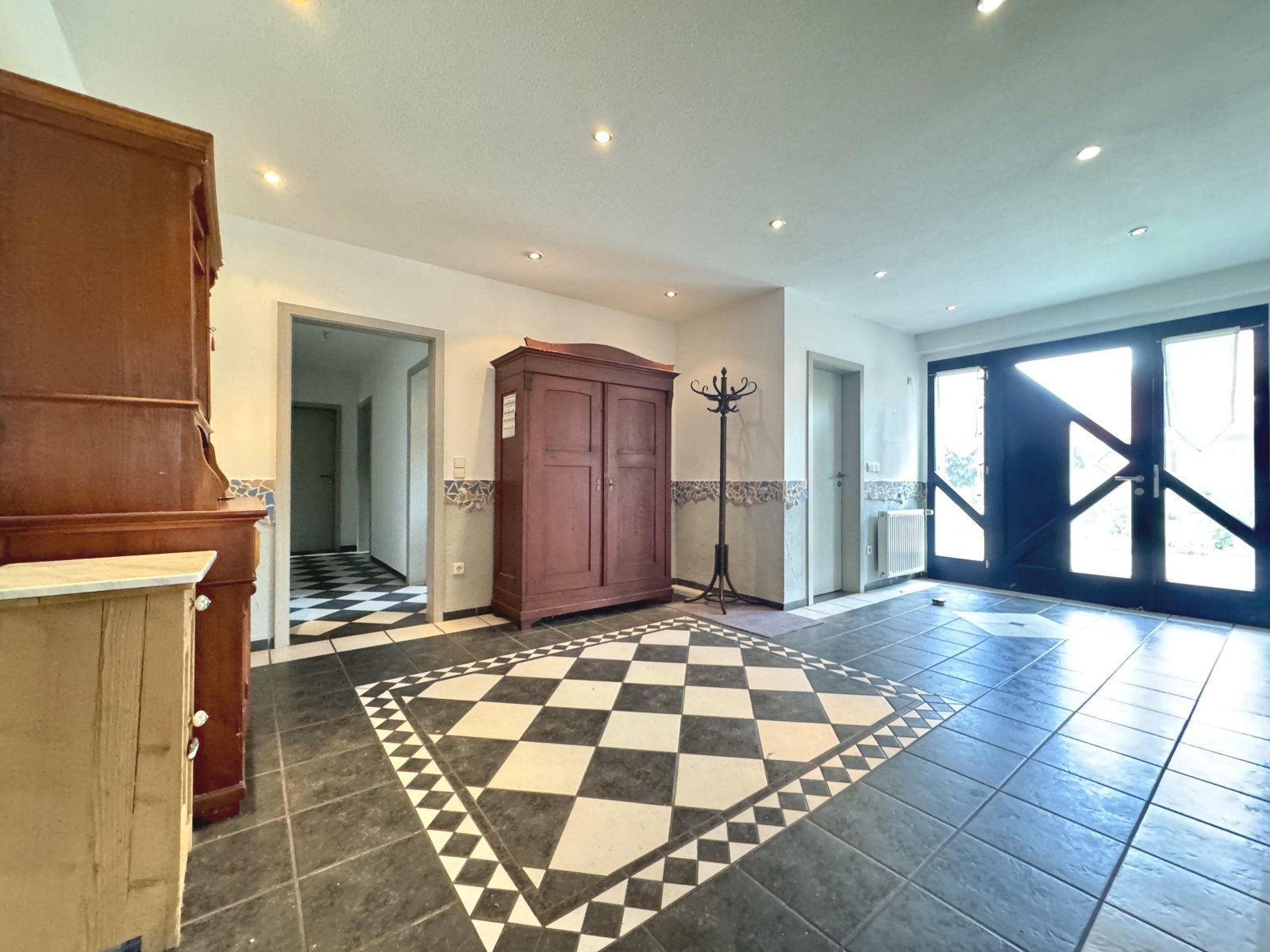 Flur / EIngangsbereich Flur / EIngangsbereich