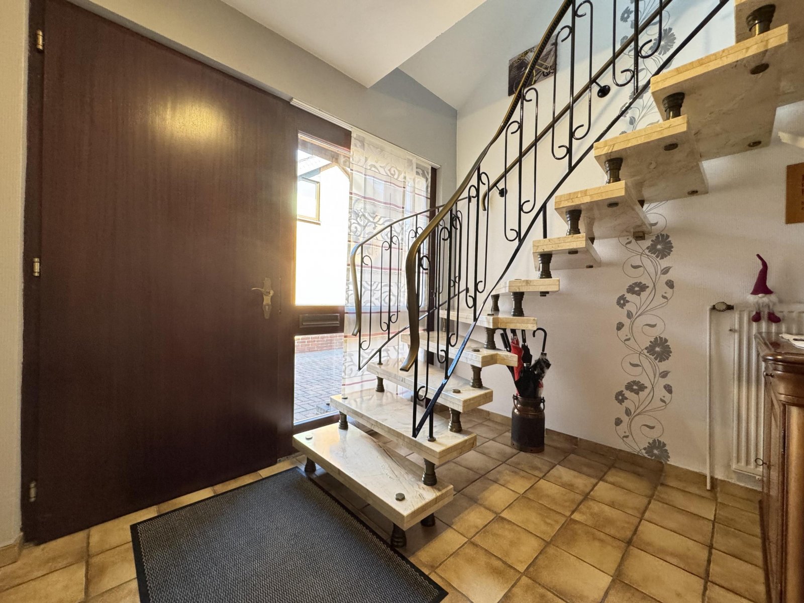 Nebeneingang Nebeneingang