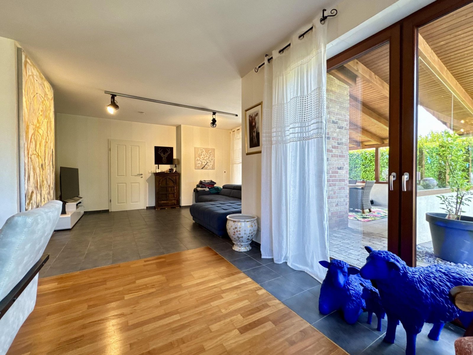 Wohn- und Esszimmer Wohn- und Esszimmer