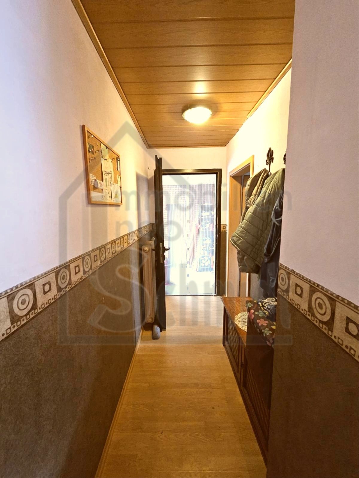 Flur hinten Flur hinten