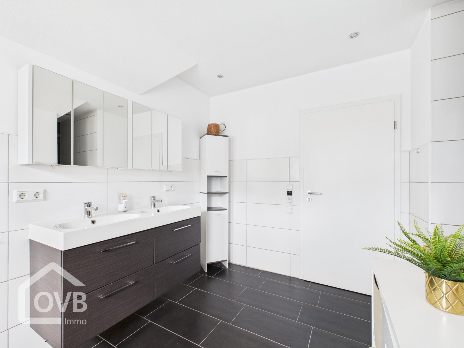 Badezimmer DG Badezimmer DG