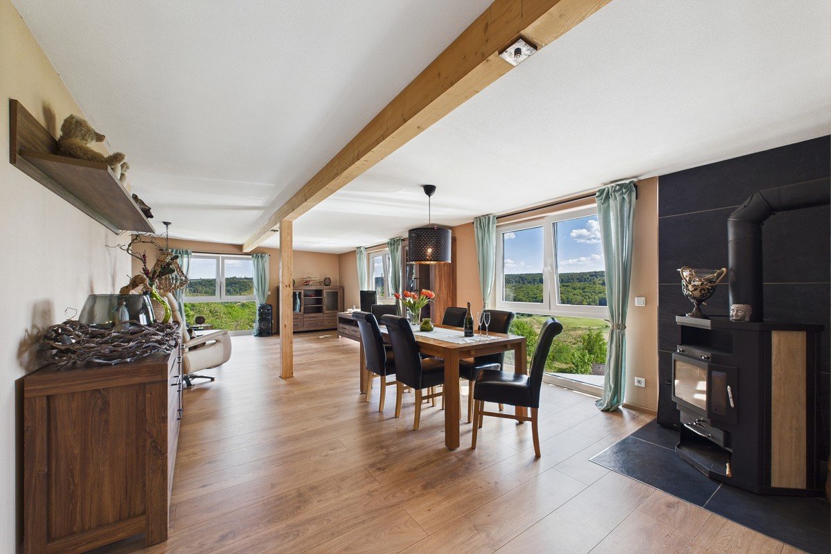 CAM03586G0-PR0054-STILL005 CAM03586G0-PR0054-STILL005