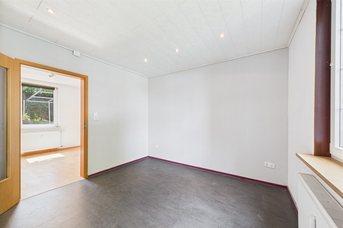 CAM03586G0-PR0048-STILL013 CAM03586G0-PR0048-STILL013