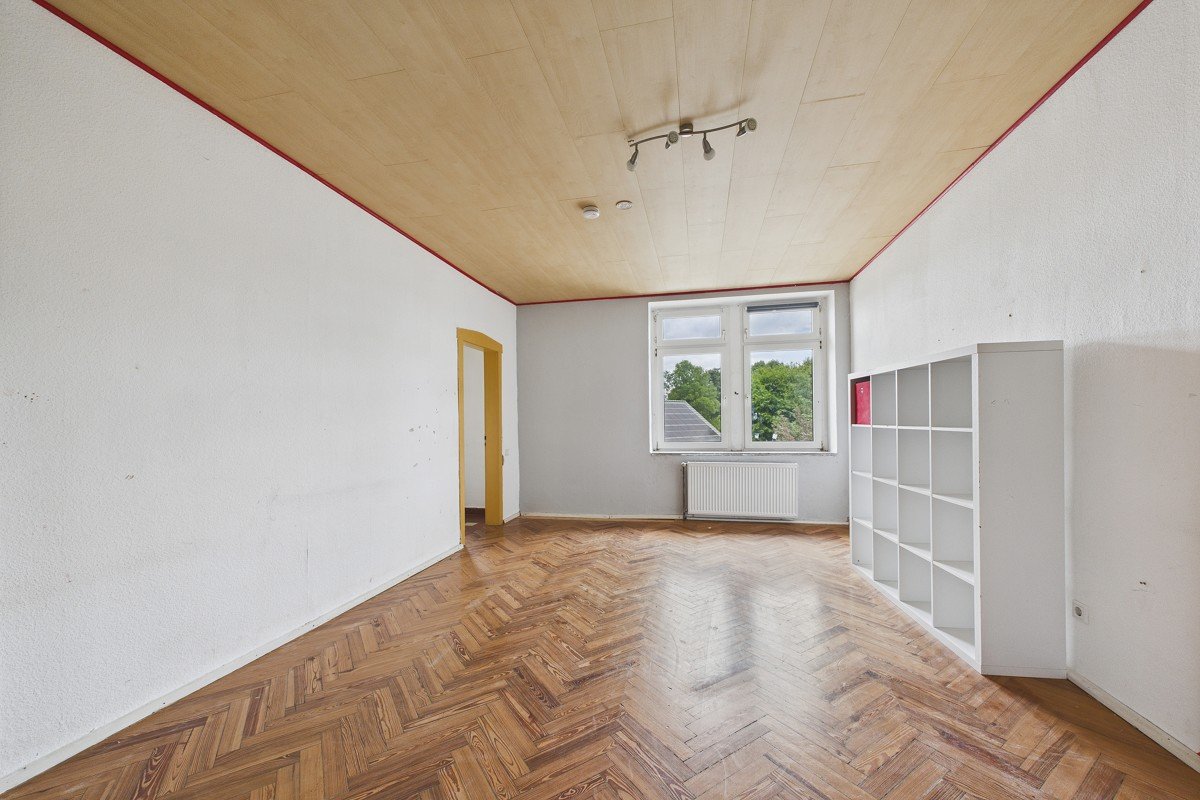 CAM03586G0-PR0056-STILL031 CAM03586G0-PR0056-STILL031