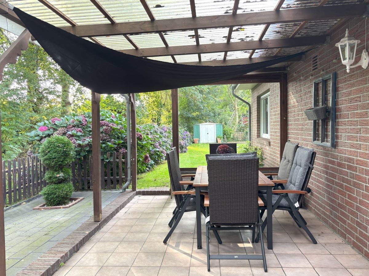 überdachte Terrasse