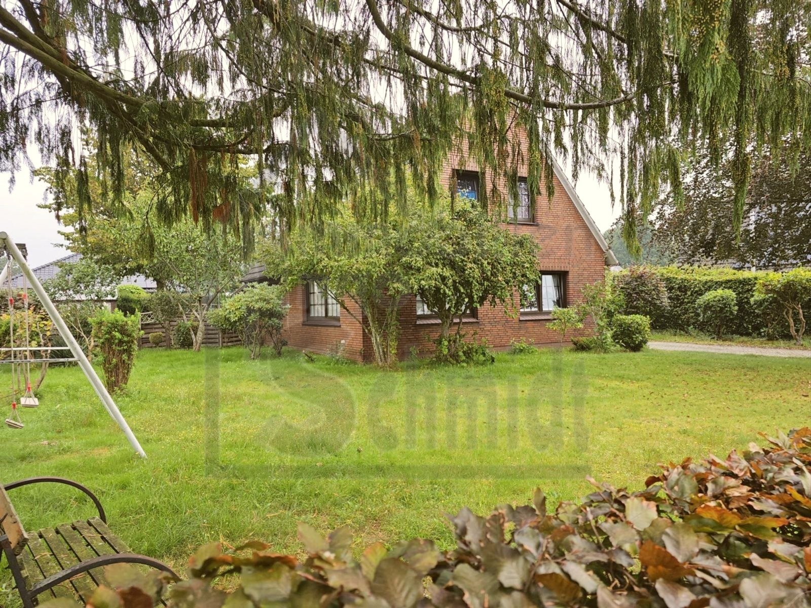 Weener: EFH mit Potential im ruhigen Ortsteil von Weener  Weener: EFH mit Potential im ruhigen Ortsteil von Weener