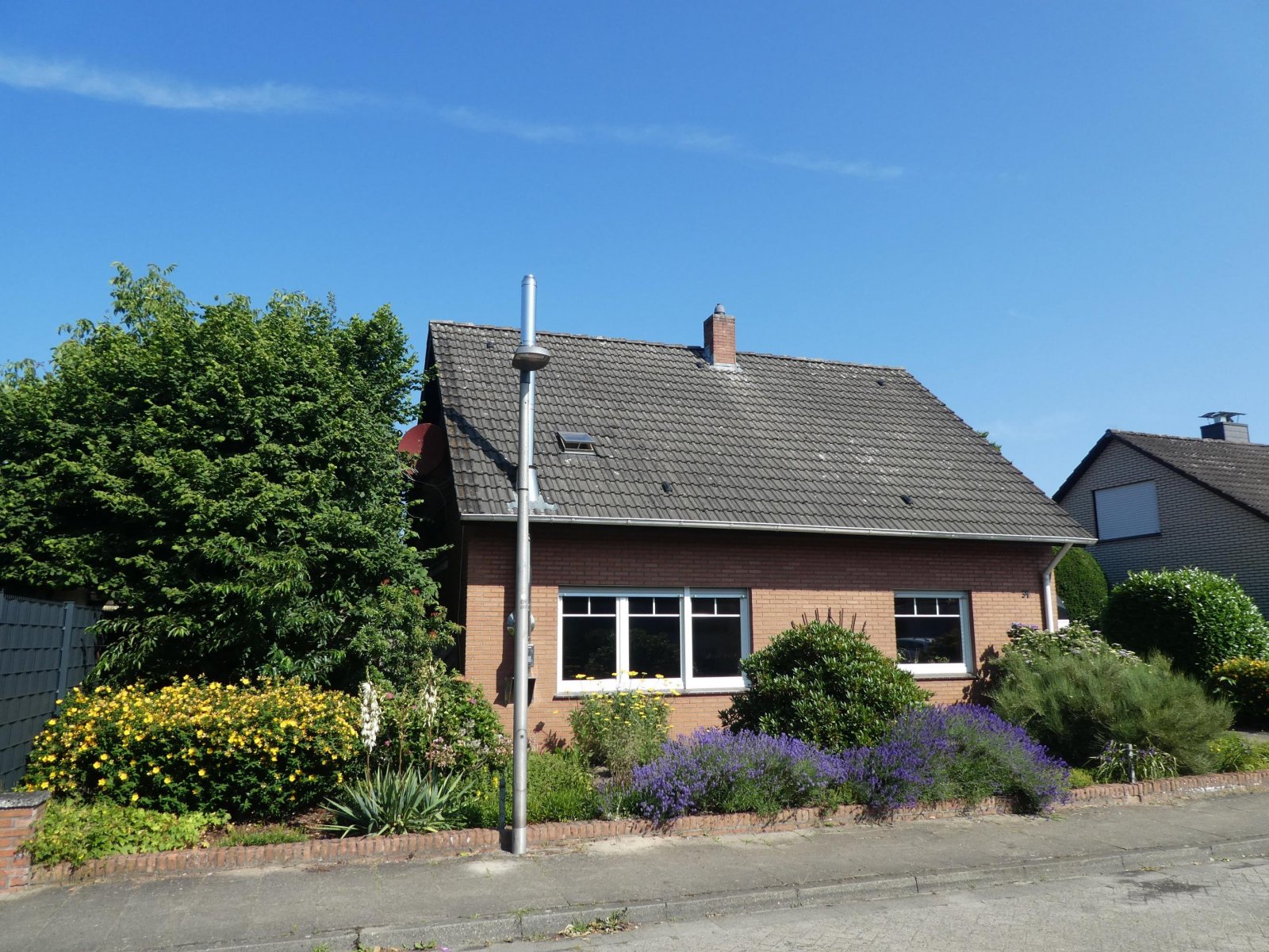 Vordere Ansicht Vordere Ansicht