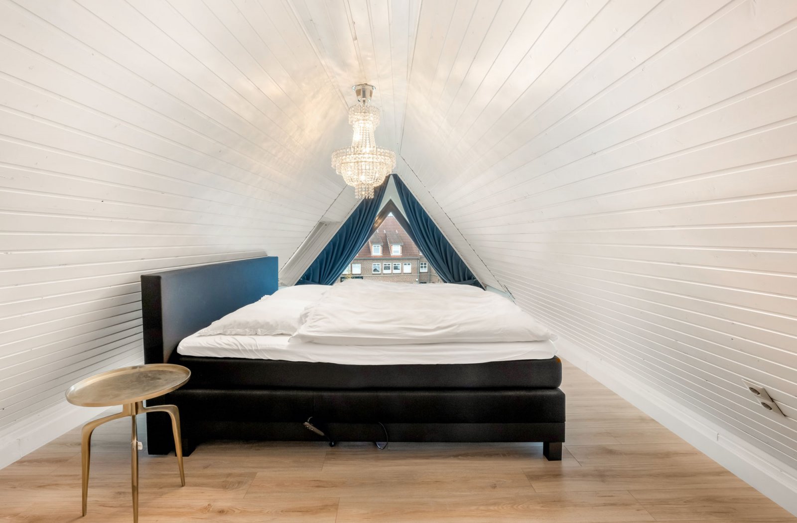 Schlafen 4 - DG Schlafen 4 - DG