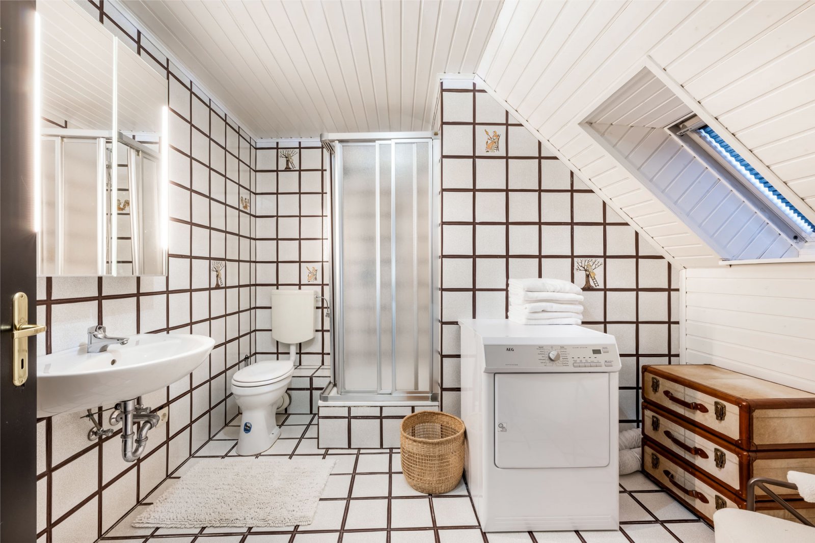 Tageslichtbad - DG Tageslichtbad - DG