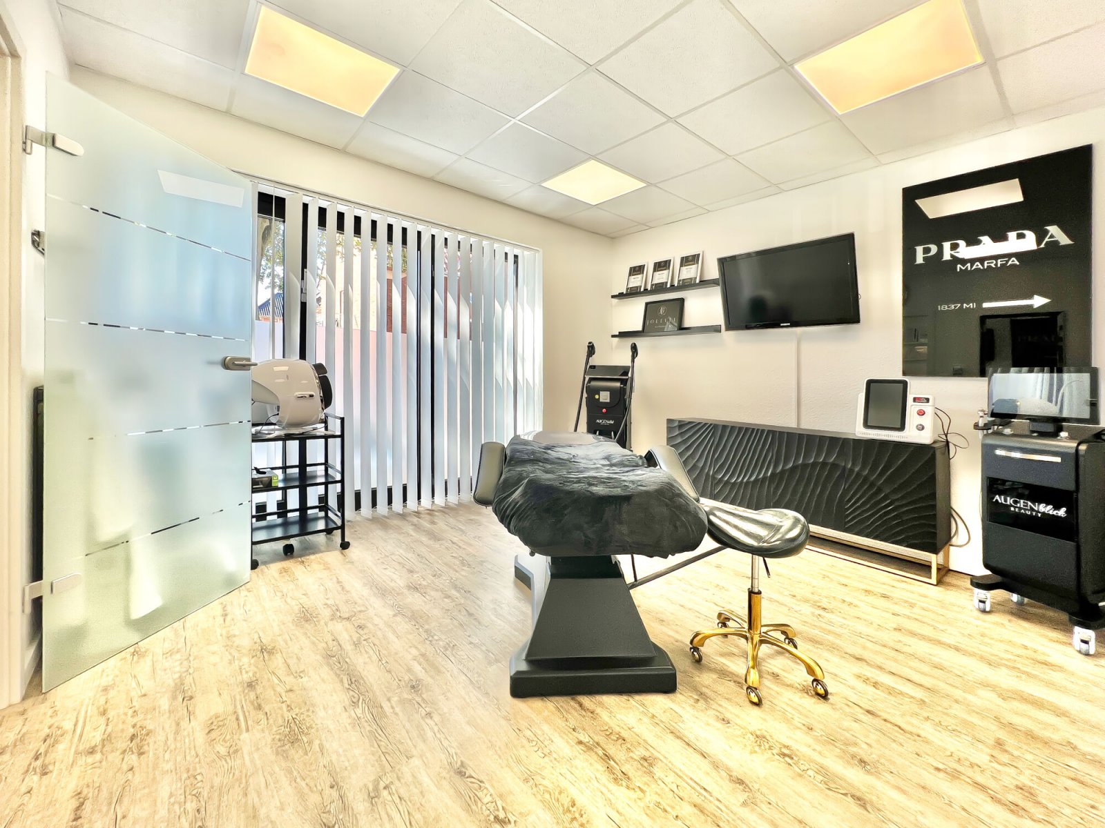 Behandlung 1 Behandlung 1