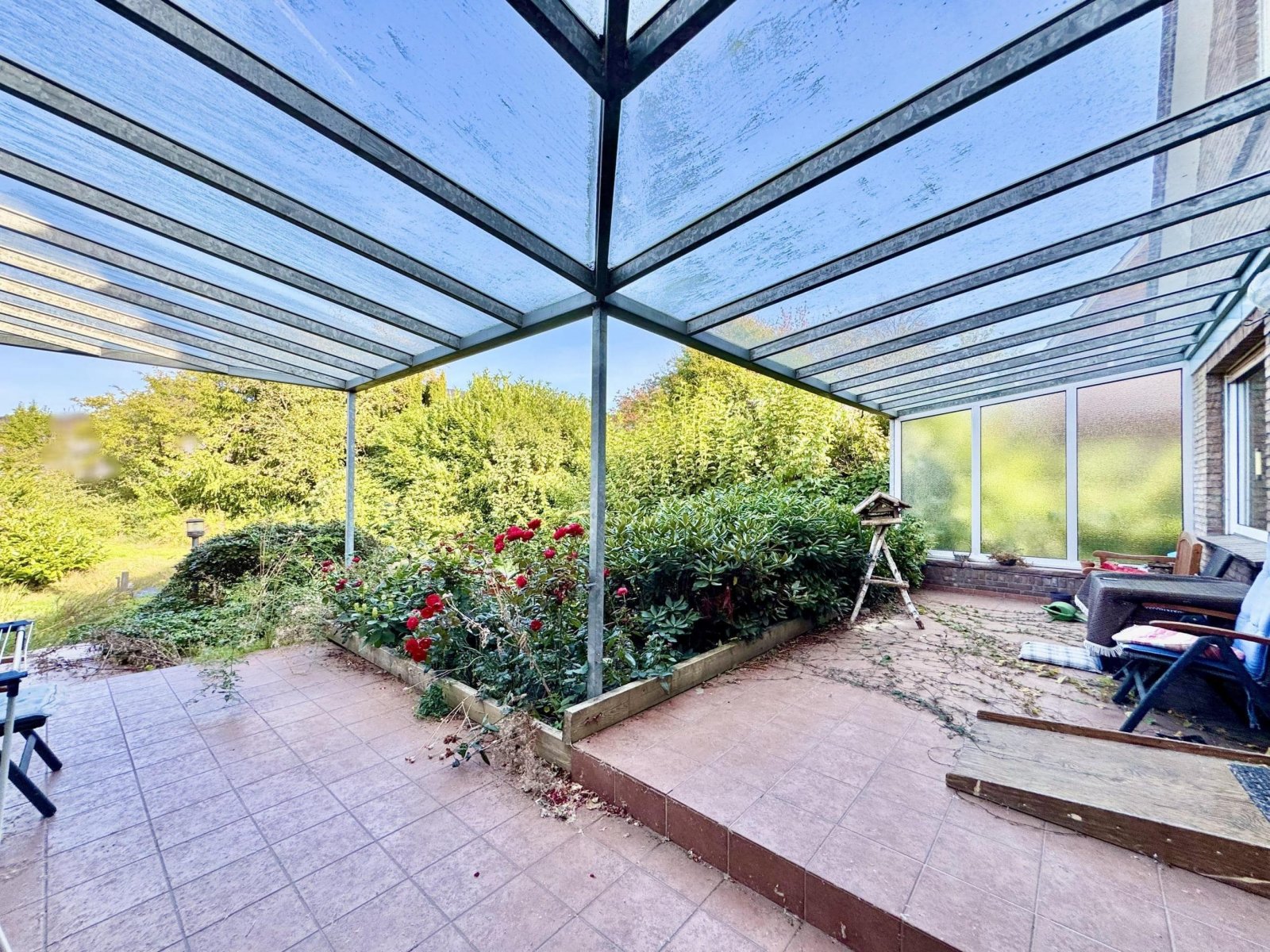 überdachte Terrasse überdachte Terrasse