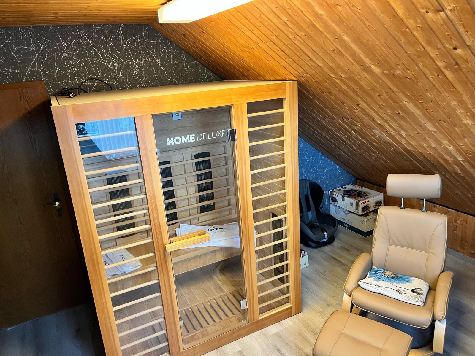 Schlafzimmer (Sauna) im Dachgeschoss