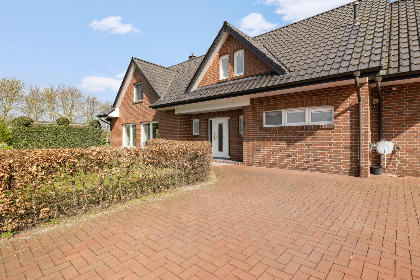 Hauseingangsbereich Hauseingangsbereich