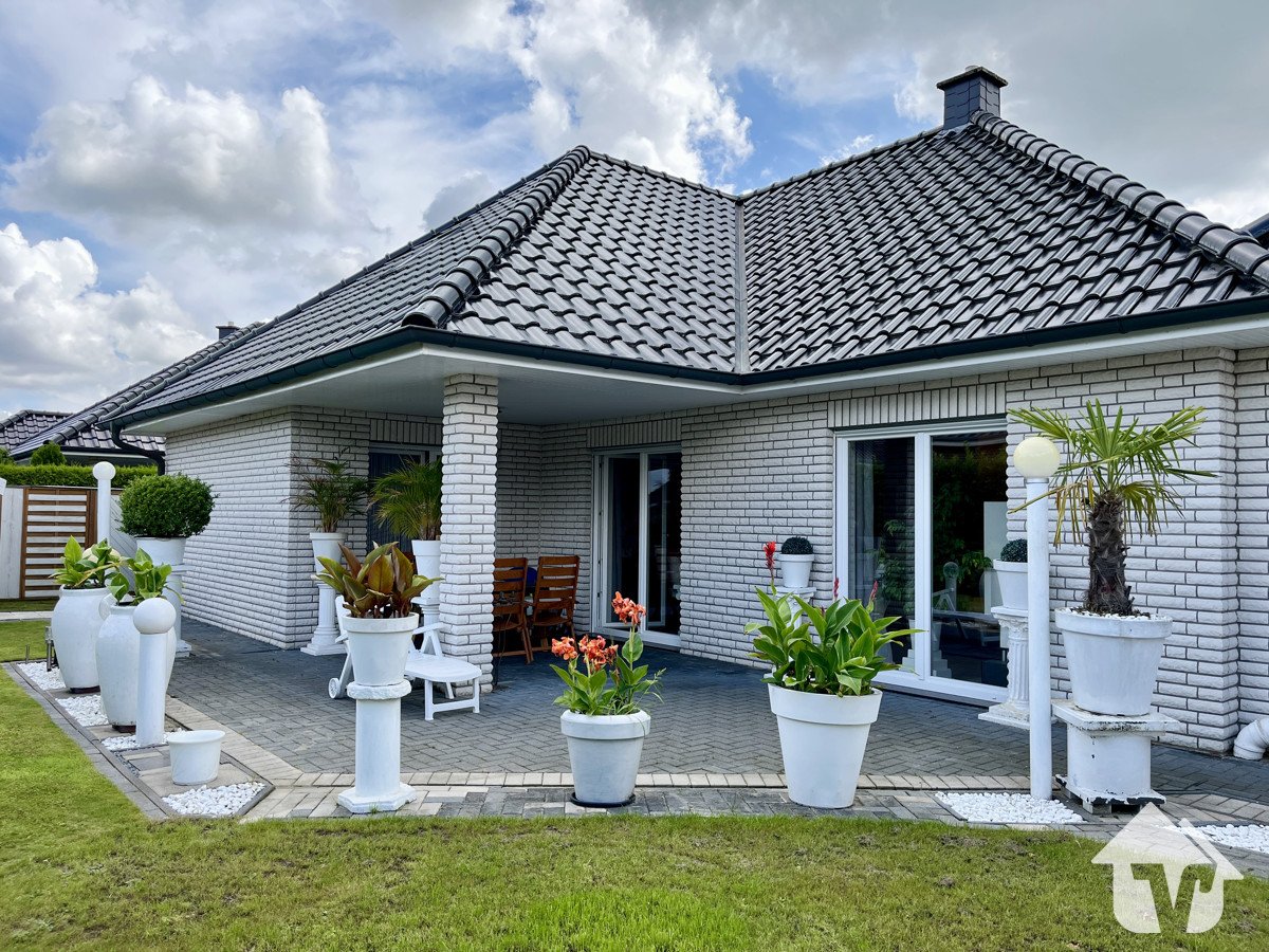 Terrasse von hinten Terrasse von hinten