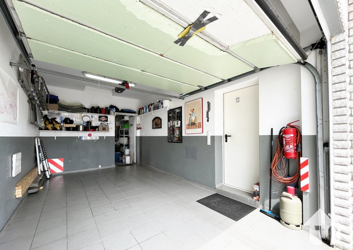 Garage Garage