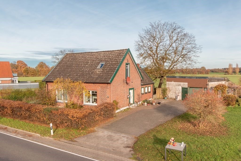 Straßenansicht Straßenansicht