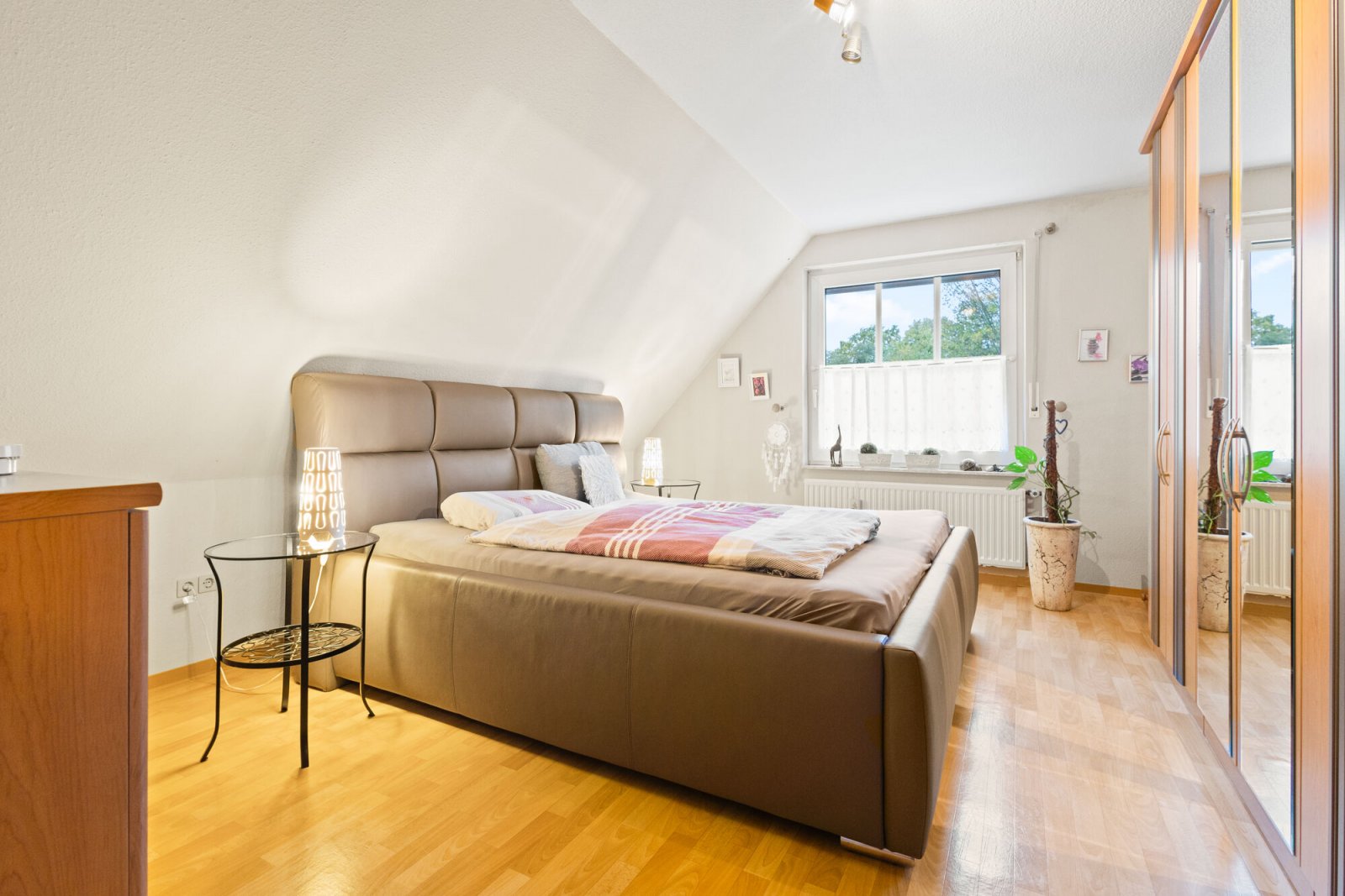 Schlafen 1 Dachgeschoss Schlafen 1 Dachgeschoss