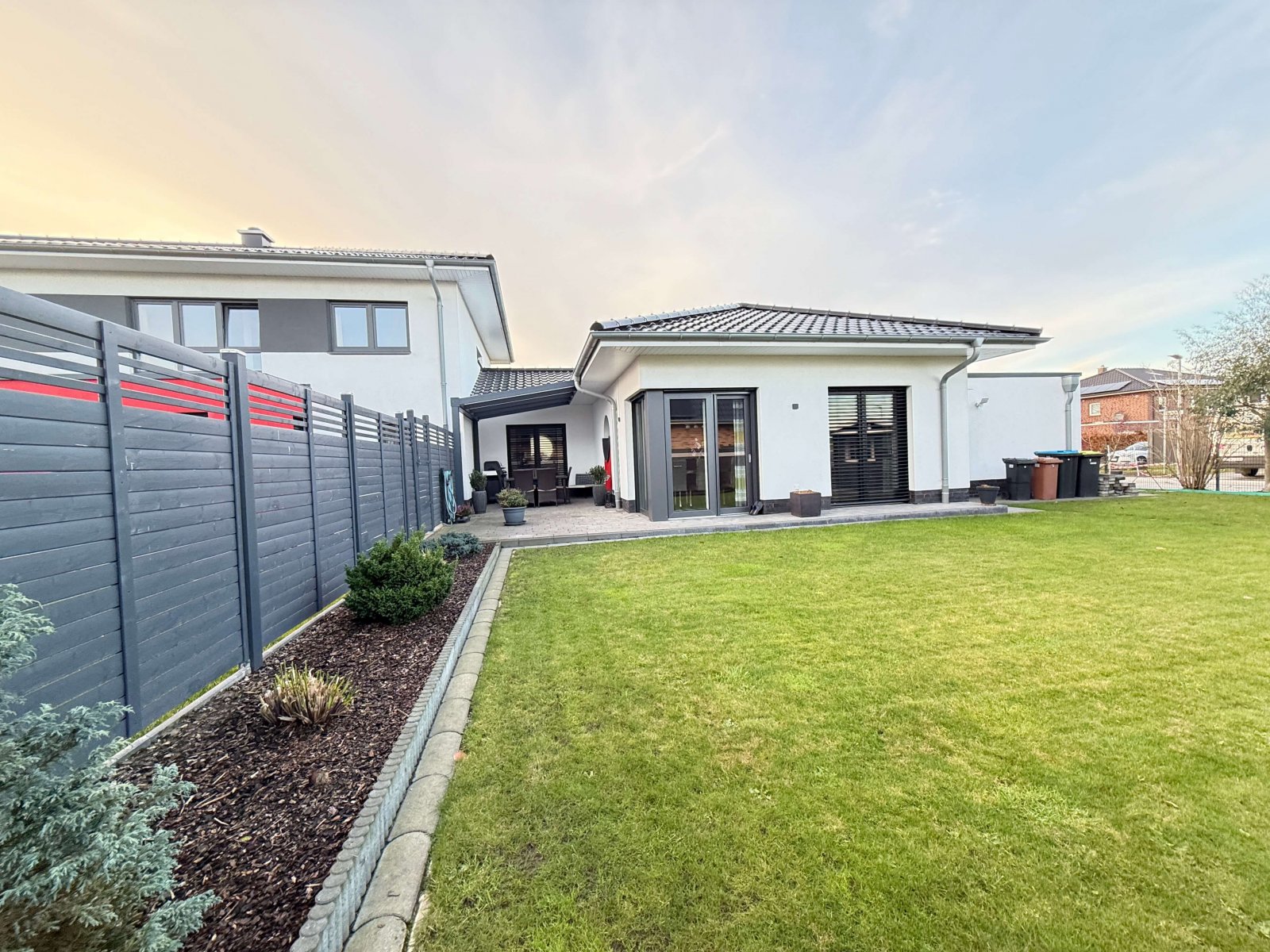 Rückansicht ELW Rückansicht ELW